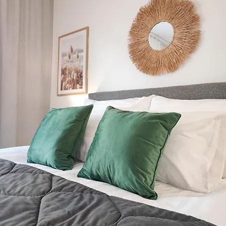 Apartament Stylish New Studio In Tikkurila,